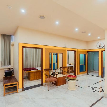 The Piccadily Lucknow Exterior foto
