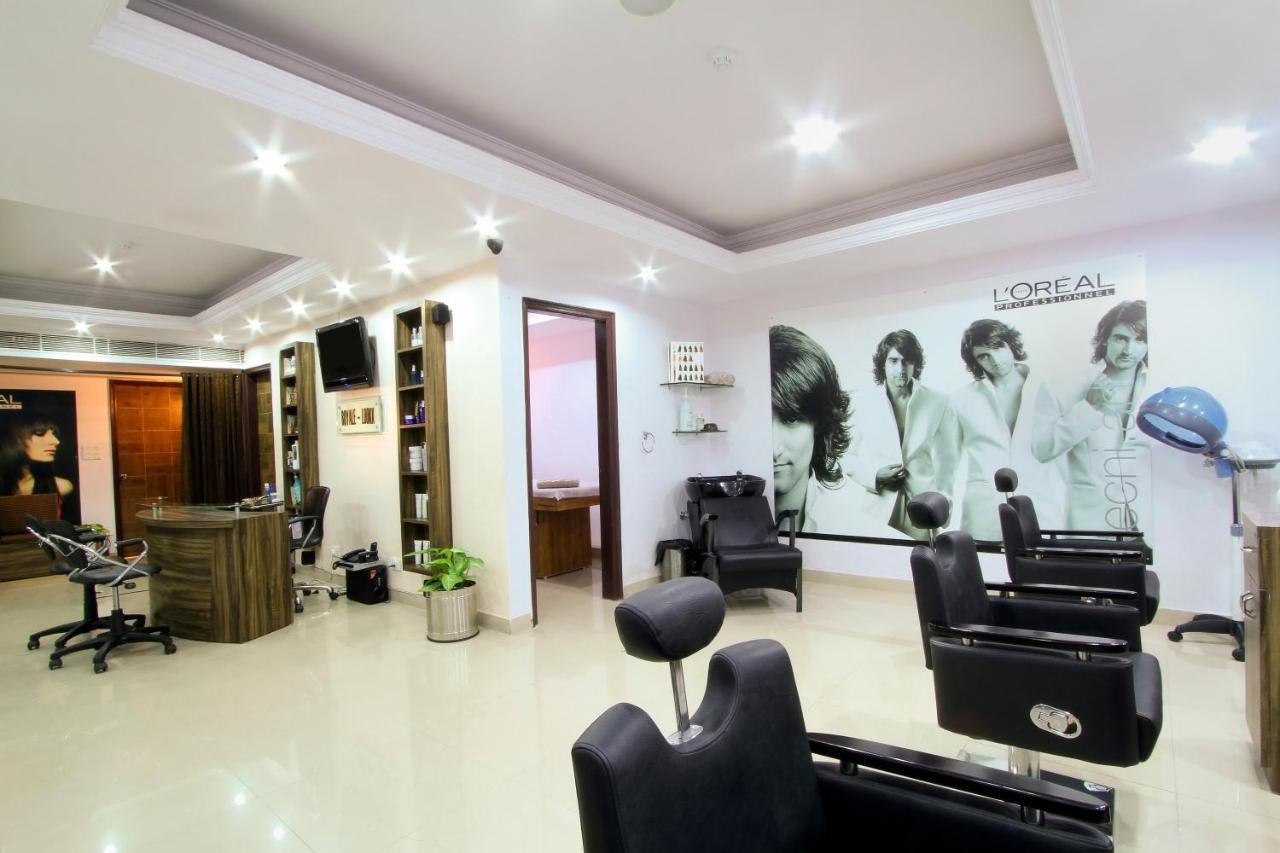 The Piccadily Lucknow Exterior foto